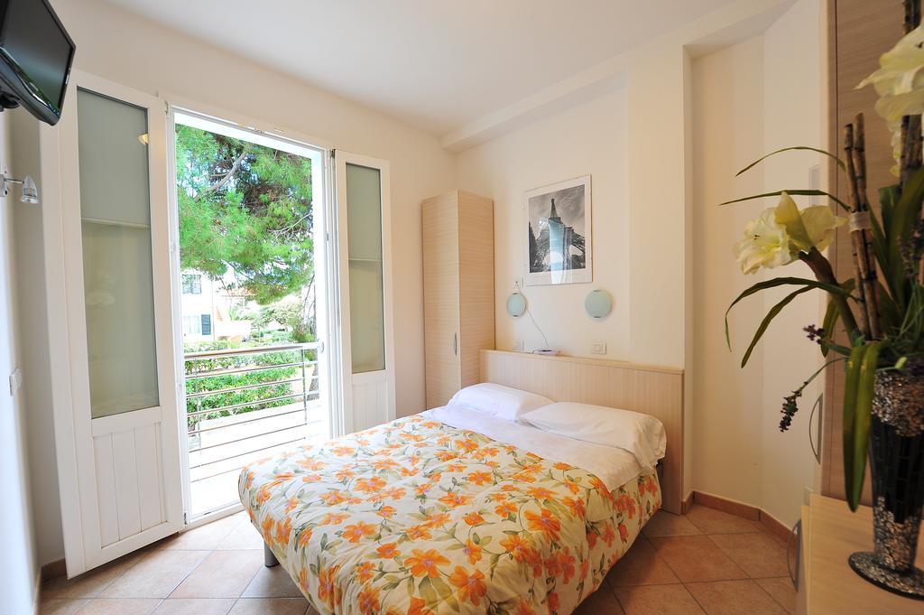 Hotel Aurora San Vincenzo Zewnętrze zdjęcie