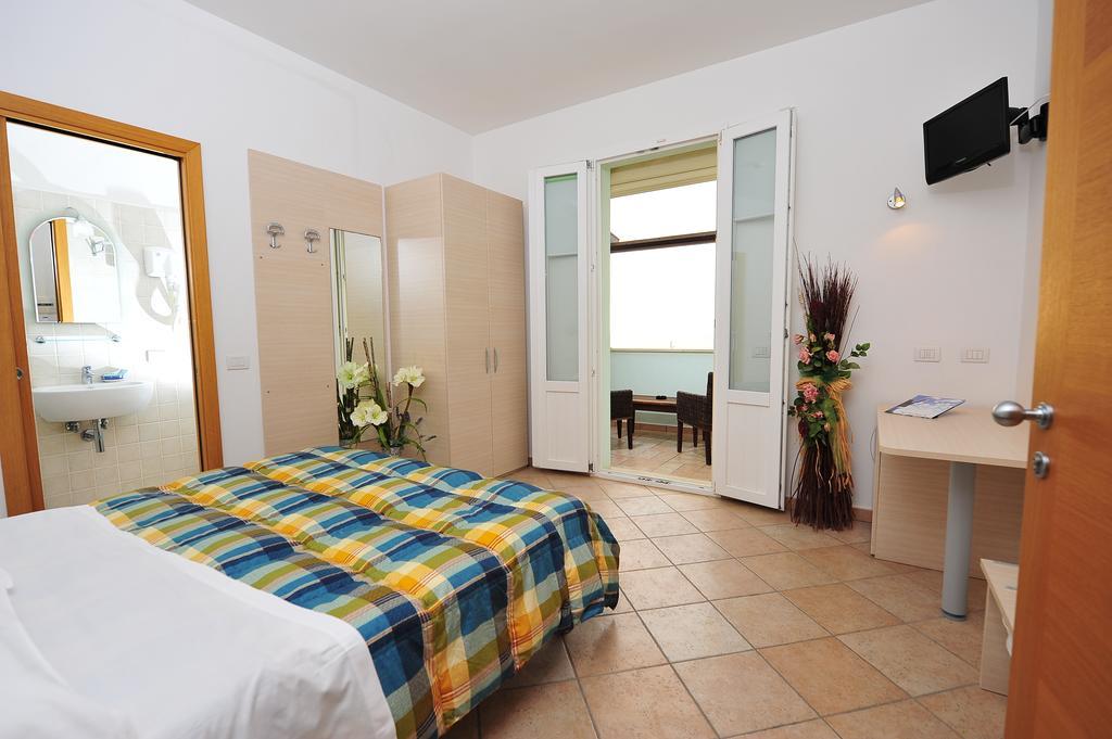 Hotel Aurora San Vincenzo Pokój zdjęcie