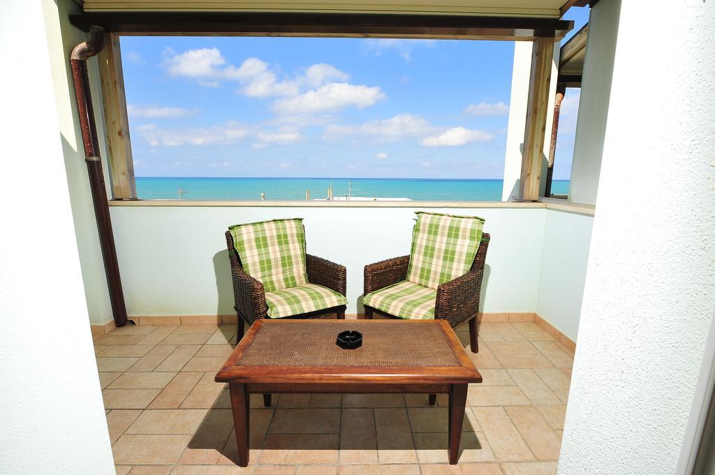 Hotel Aurora San Vincenzo Zewnętrze zdjęcie