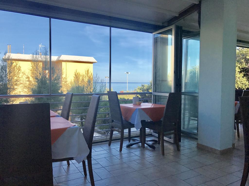 Hotel Aurora San Vincenzo Zewnętrze zdjęcie