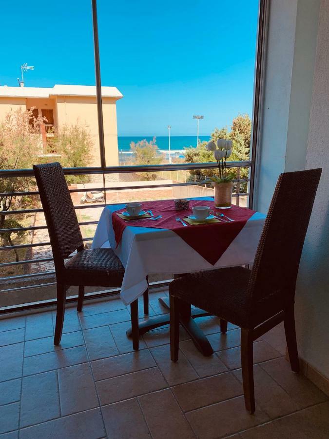 Hotel Aurora San Vincenzo Zewnętrze zdjęcie